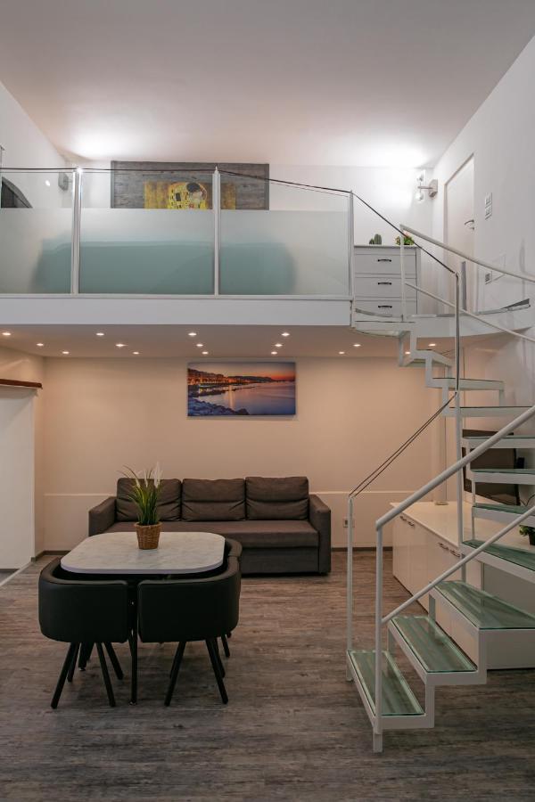 Ferienwohnung Salerno Mare E Luci Deluxe Exterior foto