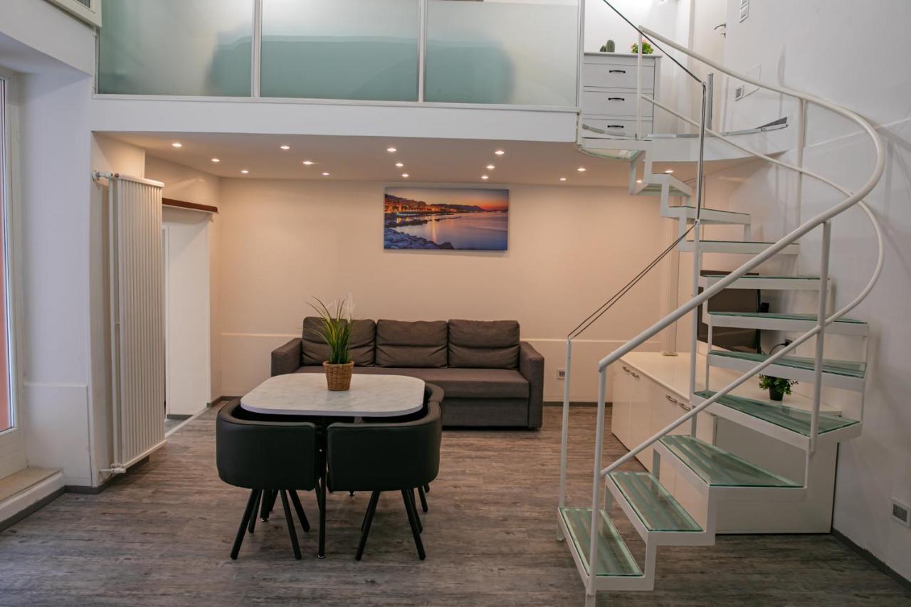 Ferienwohnung Salerno Mare E Luci Deluxe Exterior foto